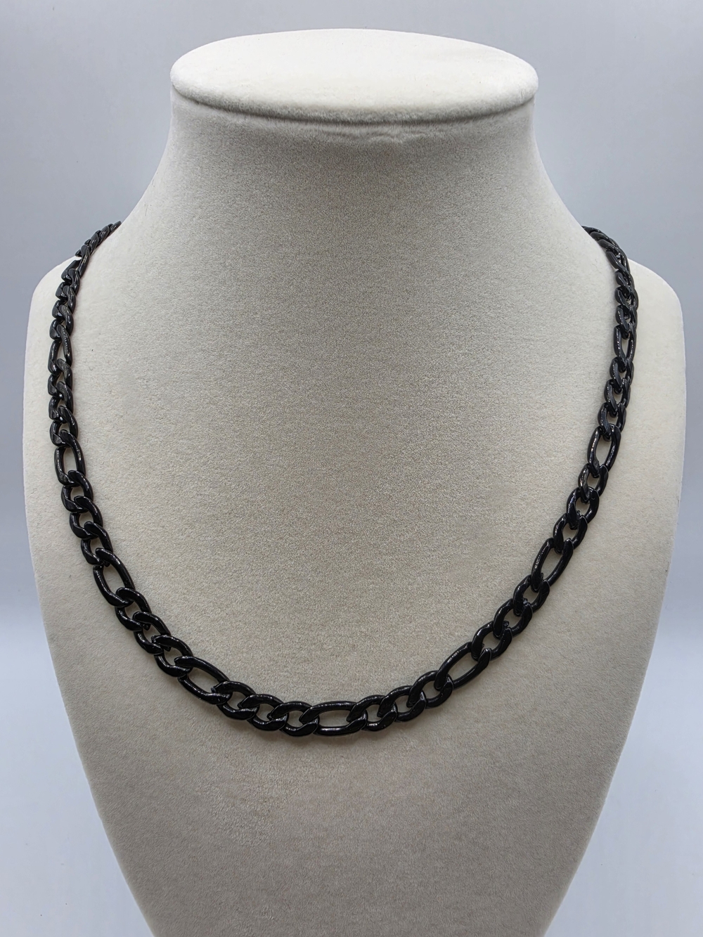 Men's Black 26 Inch Figaro Necklace